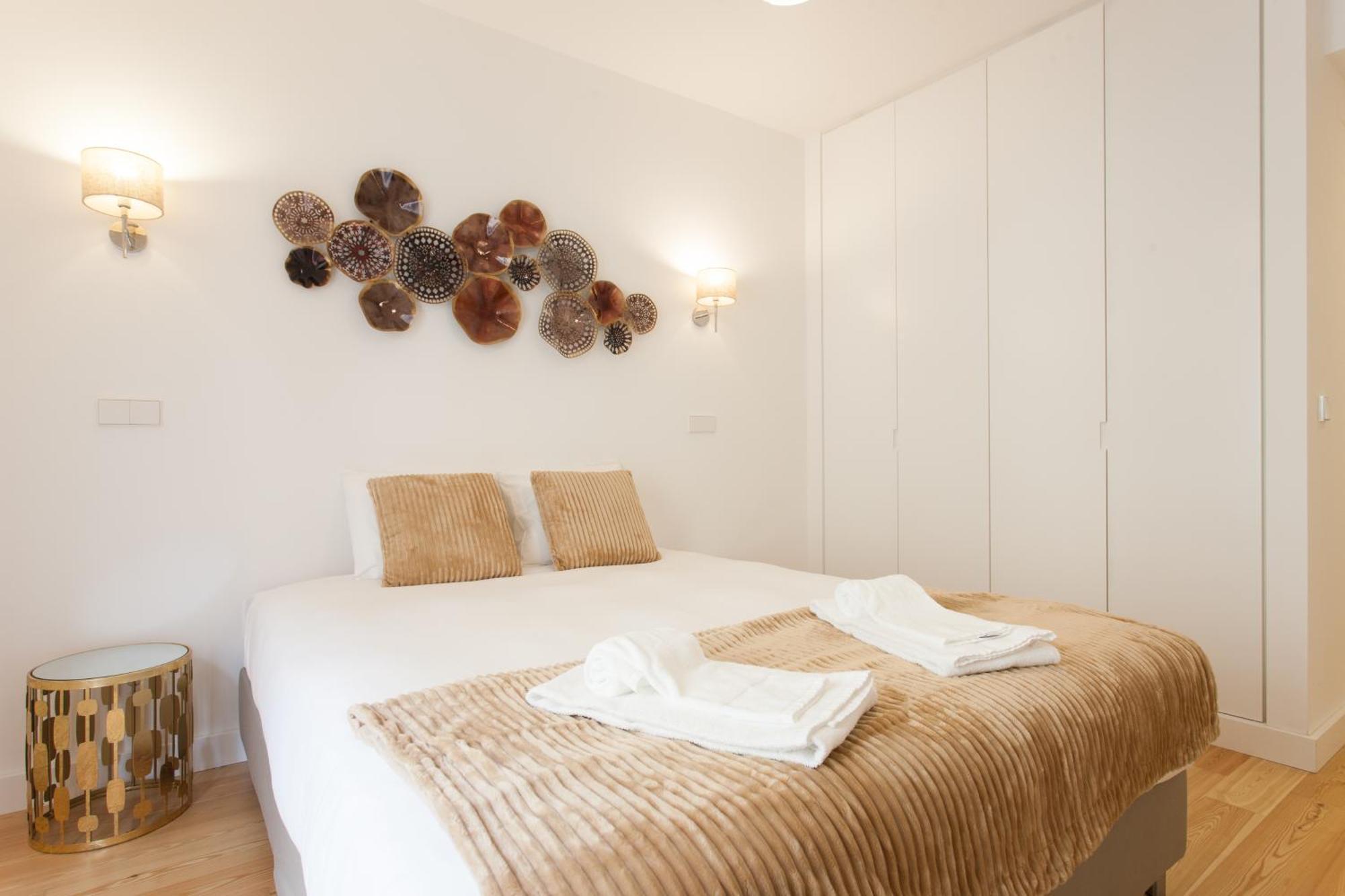 Mouraria Blue Three-Bedroom Apartment W/ Parking - By Lu Holidays Lissabon Exterior foto