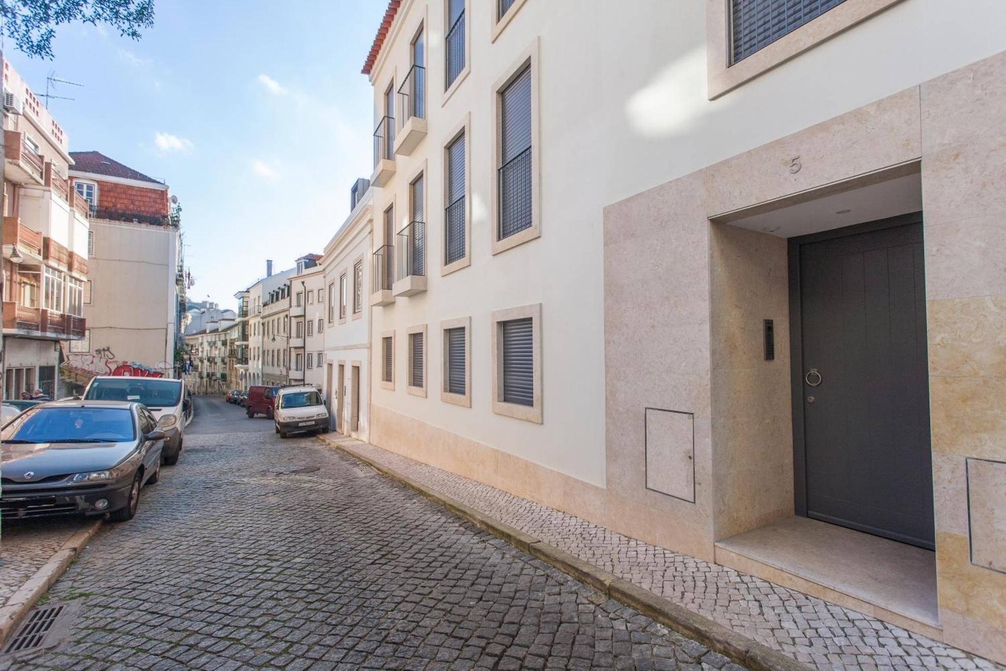 Mouraria Blue Three-Bedroom Apartment W/ Parking - By Lu Holidays Lissabon Exterior foto